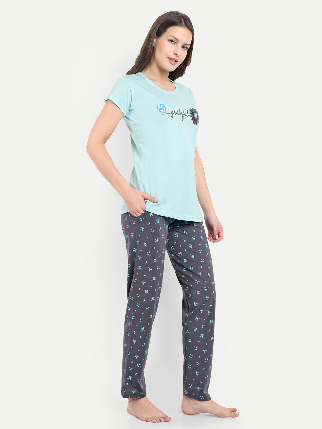 Mushy Mod Women's Cotton Flower Printed Night Suit Set of T-shirt & Pyjama