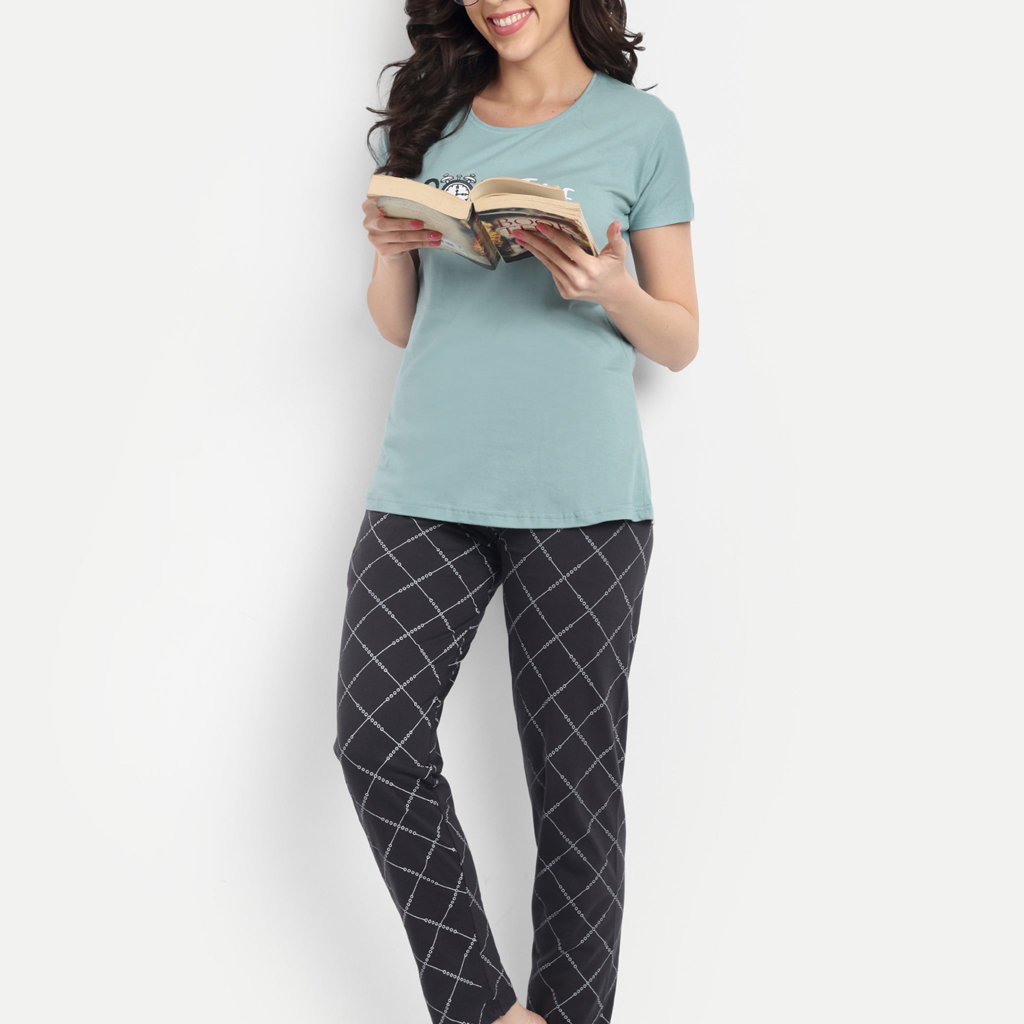 Mushy Mod Women's Cotton Checked Night Suit Set of T-shirt & Pyjama